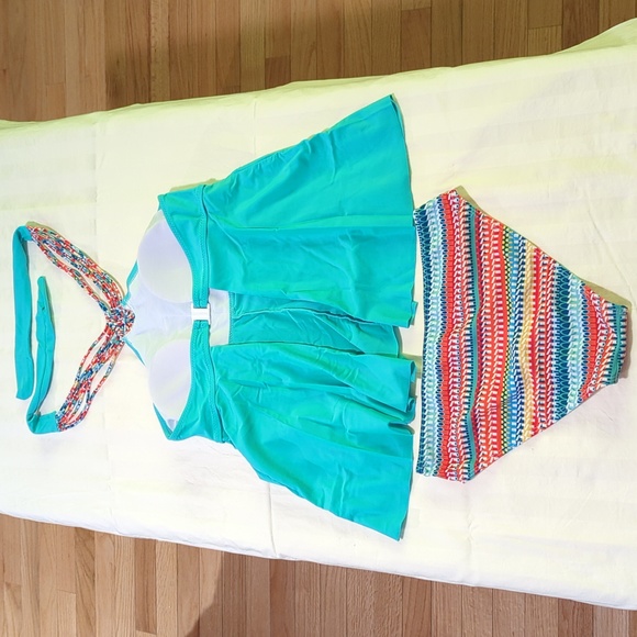 Tankini Size Small - Picture 2 of 4